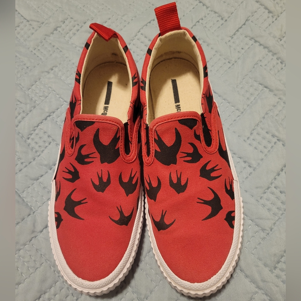 MCQ by Alexander McQueen Swallow slip-on sneakers size 37